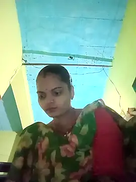 Snapshot of Payalji_p chatting on 09-27-25, 03:22 Payalji p online show from 09-27-25, 03:22