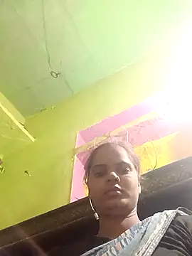 Snapshot of Payalji_p chatting on 10-17-25, 02:41 Payalji p online show from 10-17-25, 02:41
