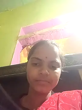 Snapshot of Payalji_p chatting on 10-18-25, 03:35 Payalji p online show from 10-18-25, 03:35