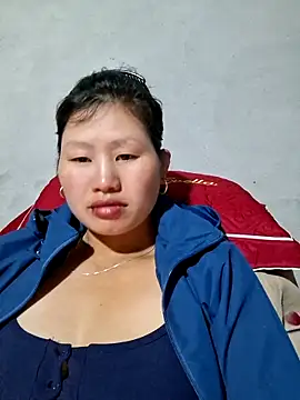 Snapshot of diamond-- chatting on 10-24-25, 12:56 diamond-- online show from 10-24-25, 12:56