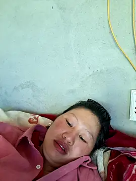 Snapshot of diamond-- chatting on 01-18-26, 05:44 diamond-- online show from 01-18-26, 05:44