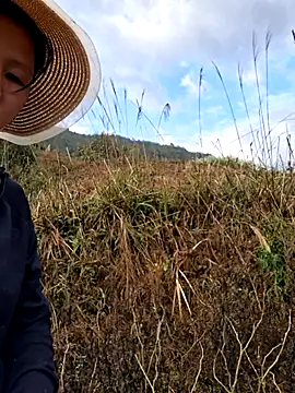 Snapshot of diamond-- chatting on 02-26-26, 12:31 diamond-- online show from 02-26-26, 12:31