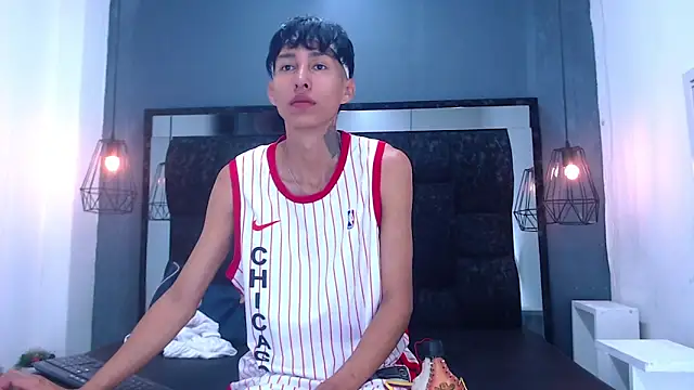 Daniel delux  online show from 09-25-25, 12:53