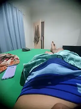 Snapshot of douglasdesouza22 chatting on 09-24-25, 05:11 douglasdesouza22 online show from 09-24-25, 05:11