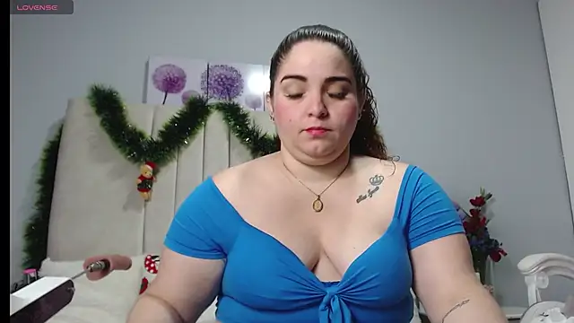 Snapshot of AmandaaWats chatting on 12-20-25, 11:39 AmandaaWats online show from 12-20-25, 11:39