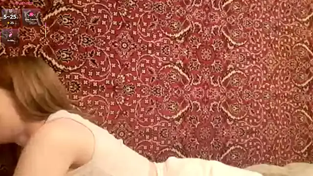 Snapshot of ivetabloom chatting on 10-02-25, 06:04 ivetabloom online show from 10-02-25, 06:04