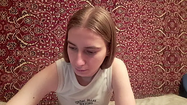 Snapshot of ivetabloom chatting on 11-19-25, 03:01 ivetabloom online show from 11-19-25, 03:01