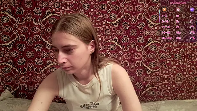 Snapshot of ivetabloom chatting on 11-22-25, 03:16 ivetabloom online show from 11-22-25, 03:16