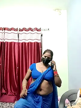 Snapshot of School_medam chatting on 09-26-25, 03:49 School medam online show from 09-26-25, 03:49