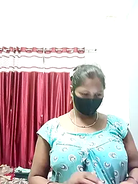 Snapshot of School_medam chatting on 10-09-25, 03:43 School medam online show from 10-09-25, 03:43