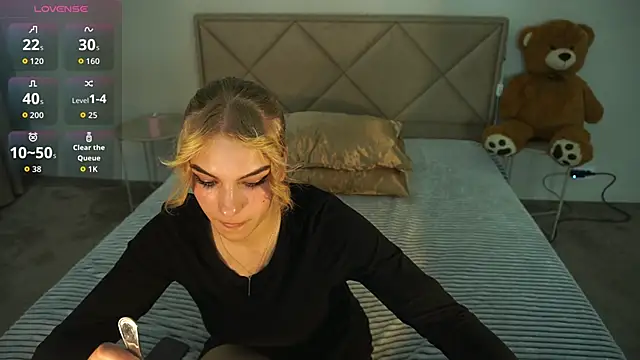 AlinaLiii online show from 06-04-26, 07:42