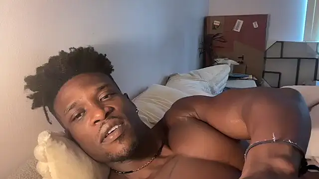 Snapshot of MrDaddyBlackNi9e chatting on 09-22-25, 04:09 MrDaddyBlackNi9e online show from 09-22-25, 04:09