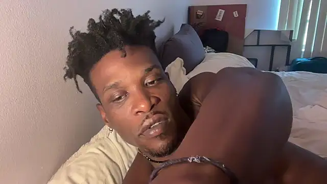 Snapshot of MrDaddyBlackNi9e chatting on 10-09-25, 07:34 MrDaddyBlackNi9e online show from 10-09-25, 07:34