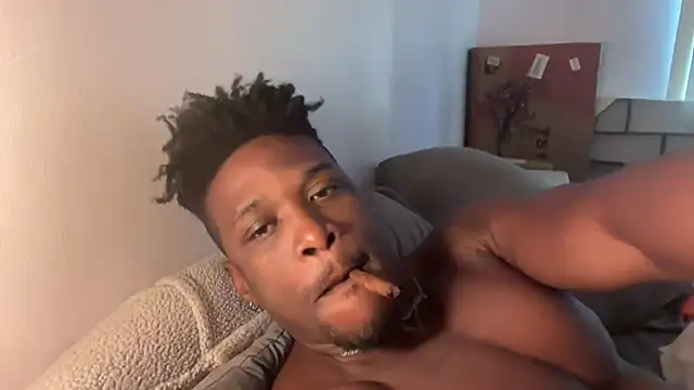 Snapshot of MrDaddyBlackNi9e chatting on 12-01-25, 02:00 MrDaddyBlackNi9e online show from 12-01-25, 02:00