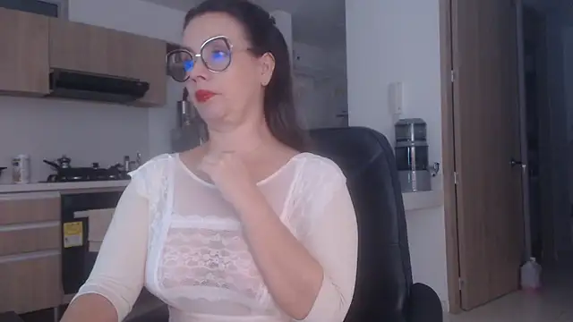 LovePaula online show from 07-13-26, 12:46