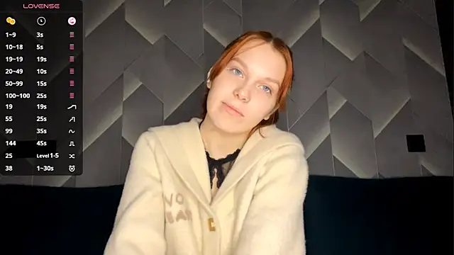 FoxLina online show from 11-22-25, 07:35