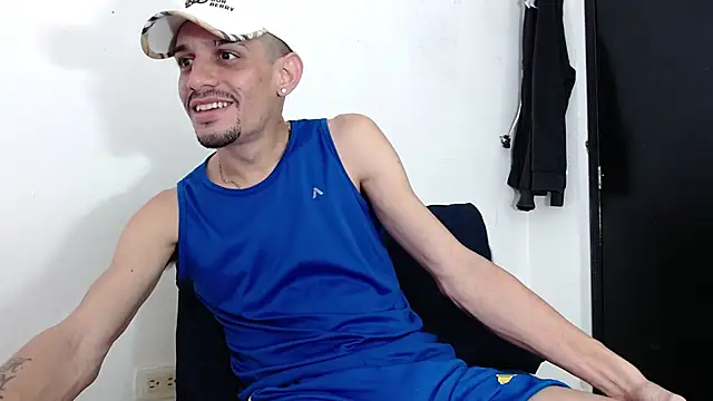 LATINO27CM online show from 02-01-26, 12:31