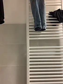 alessiobaz online show from 04-14-26, 09:04