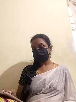 Snapshot of Tamil_Swathi chatting on 01-12-26, 12:32 Tamil Swathi online show from 01-12-26, 12:32