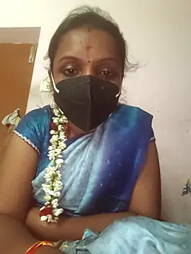 Snapshot of Tamil_Swathi chatting on 01-15-26, 07:02 Tamil Swathi online show from 01-15-26, 07:02