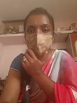 Snapshot of Tamil_Swathi chatting on 02-10-26, 11:47 Tamil Swathi online show from 02-10-26, 11:47