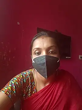 Snapshot of Tamil_Swathi chatting on 02-15-26, 04:53 Tamil Swathi online show from 02-15-26, 04:53