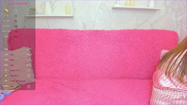 Snapshot of NinelCroft chatting on 10-11-25, 03:06 NinelCroft online show from 10-11-25, 03:06