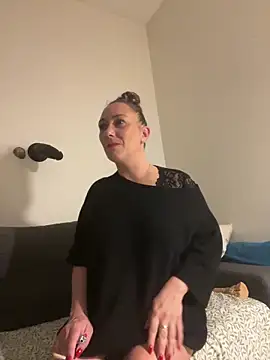 Reine du Vice84 online show from 02-06-26, 07:02