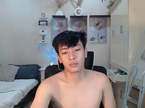 Snapshot of niel_cumshow chatting on 11-15-25, 05:27 niel cumshow online show from 11-15-25, 05:27