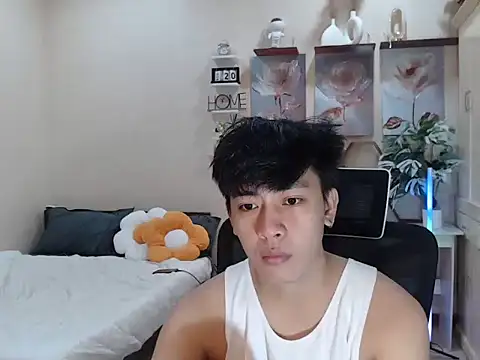 Snapshot of niel_cumshow chatting on 11-23-25, 05:13 niel cumshow online show from 11-23-25, 05:13