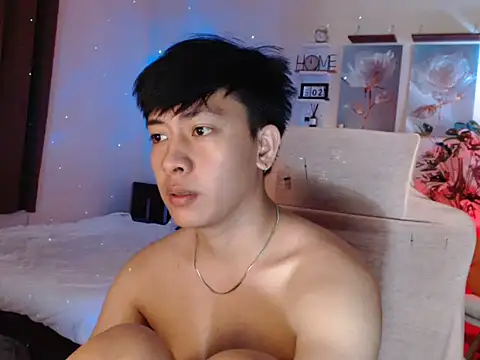 Snapshot of niel_cumshow chatting on 12-15-25, 06:06 niel cumshow online show from 12-15-25, 06:06