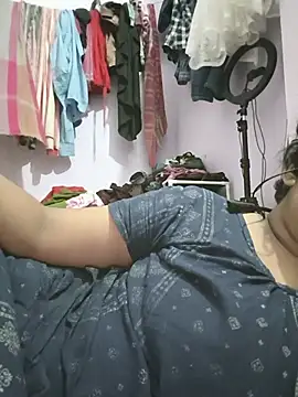 Deborbhavi222 online show from 07-09-26, 06:12