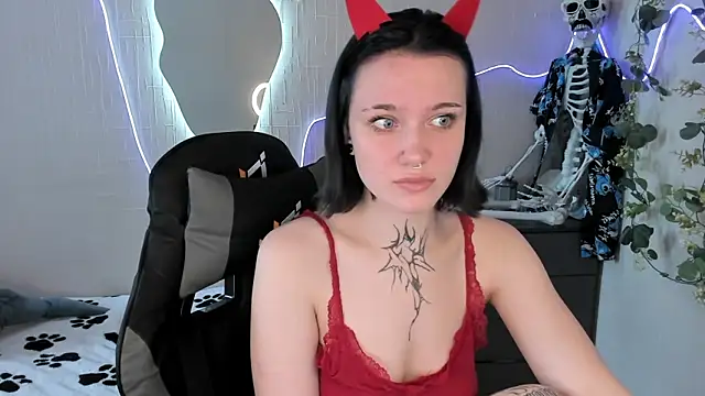 Snapshot of Elastikisss chatting on 05-28-26, 04:54 Elastikisss online show from 05-28-26, 04:54