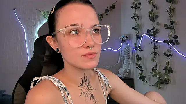Elastikisss online show from 07-22-26, 09:45
