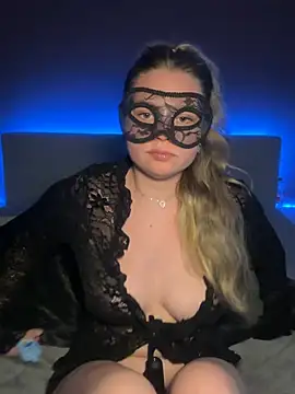 Cherrycolada online show from 05-24-26, 06:57