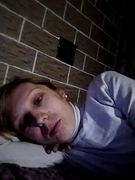 Snapshot of Ponka2011 chatting on 10-04-25, 01:25 Ponka2011 online show from 10-04-25, 01:25