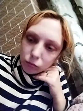 Snapshot of Ponka2011 chatting on 10-11-25, 05:39 Ponka2011 online show from 10-11-25, 05:39