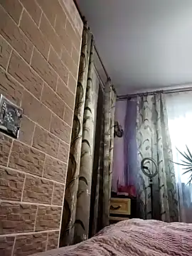 Snapshot of Ponka2011 chatting on 10-12-25, 05:06 Ponka2011 online show from 10-12-25, 05:06