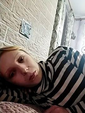 Snapshot of Ponka2011 chatting on 10-13-25, 05:29 Ponka2011 online show from 10-13-25, 05:29