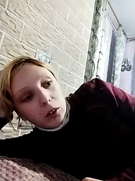 Snapshot of Ponka2011 chatting on 10-14-25, 05:19 Ponka2011 online show from 10-14-25, 05:19