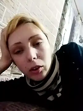 Snapshot of Ponka2011 chatting on 10-18-25, 05:10 Ponka2011 online show from 10-18-25, 05:10