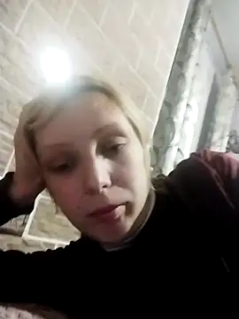 Snapshot of Ponka2011 chatting on 10-25-25, 05:15 Ponka2011 online show from 10-25-25, 05:15