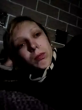 Snapshot of Ponka2011 chatting on 11-21-25, 01:48 Ponka2011 online show from 11-21-25, 01:48