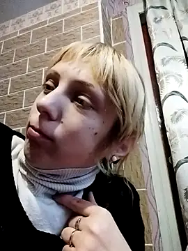 Snapshot of Ponka2011 chatting on 11-24-25, 06:46 Ponka2011 online show from 11-24-25, 06:46