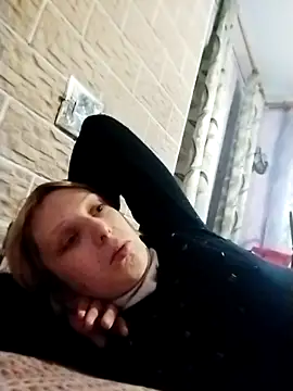 Snapshot of Ponka2011 chatting on 11-27-25, 06:37 Ponka2011 online show from 11-27-25, 06:37