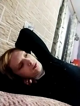 Snapshot of Ponka2011 chatting on 11-28-25, 06:38 Ponka2011 online show from 11-28-25, 06:38