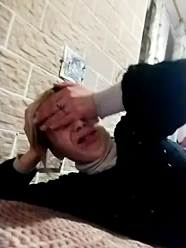 Snapshot of Ponka2011 chatting on 12-04-25, 06:23 Ponka2011 online show from 12-04-25, 06:23