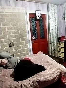 Snapshot of Ponka2011 chatting on 02-11-26, 06:02 Ponka2011 online show from 02-11-26, 06:02