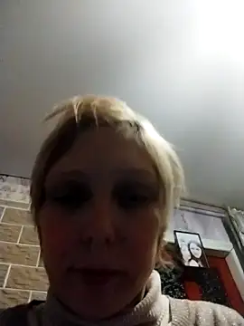 Snapshot of Ponka2011 chatting on 03-05-26, 05:42 Ponka2011 online show from 03-05-26, 05:42