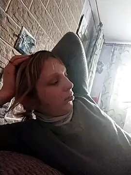 Snapshot of Ponka2011 chatting on 03-12-26, 05:57 Ponka2011 online show from 03-12-26, 05:57